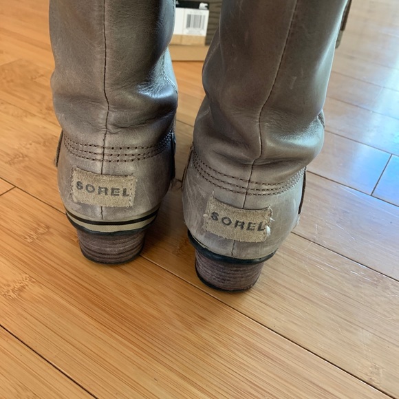 RARE! Gorgeous distressed Sorel leather riding boots. Waterproof. 7.5 - Picture 14 of 15
